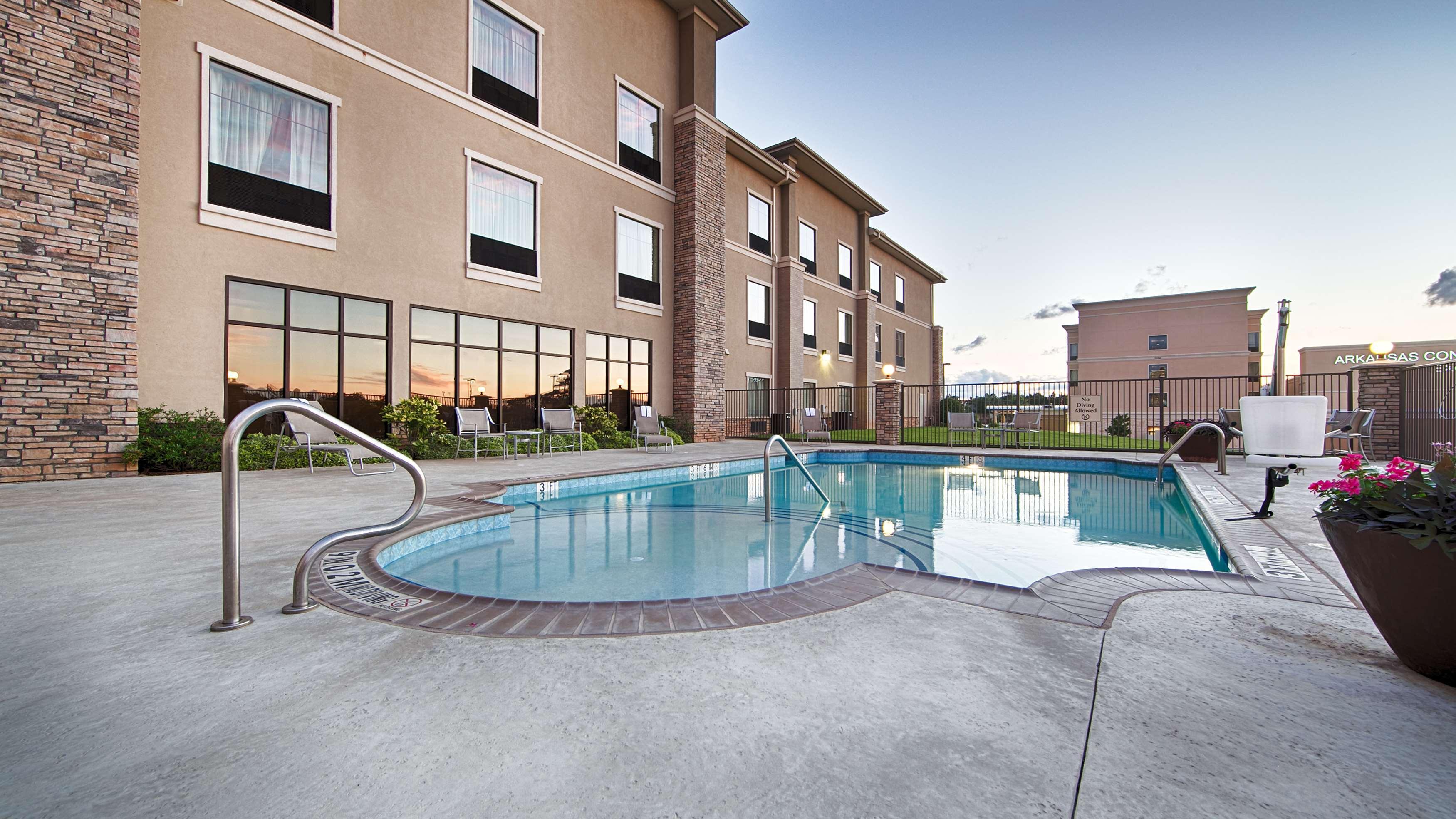 Best Western Plus Texarkana Inn And Suites Extérieur photo