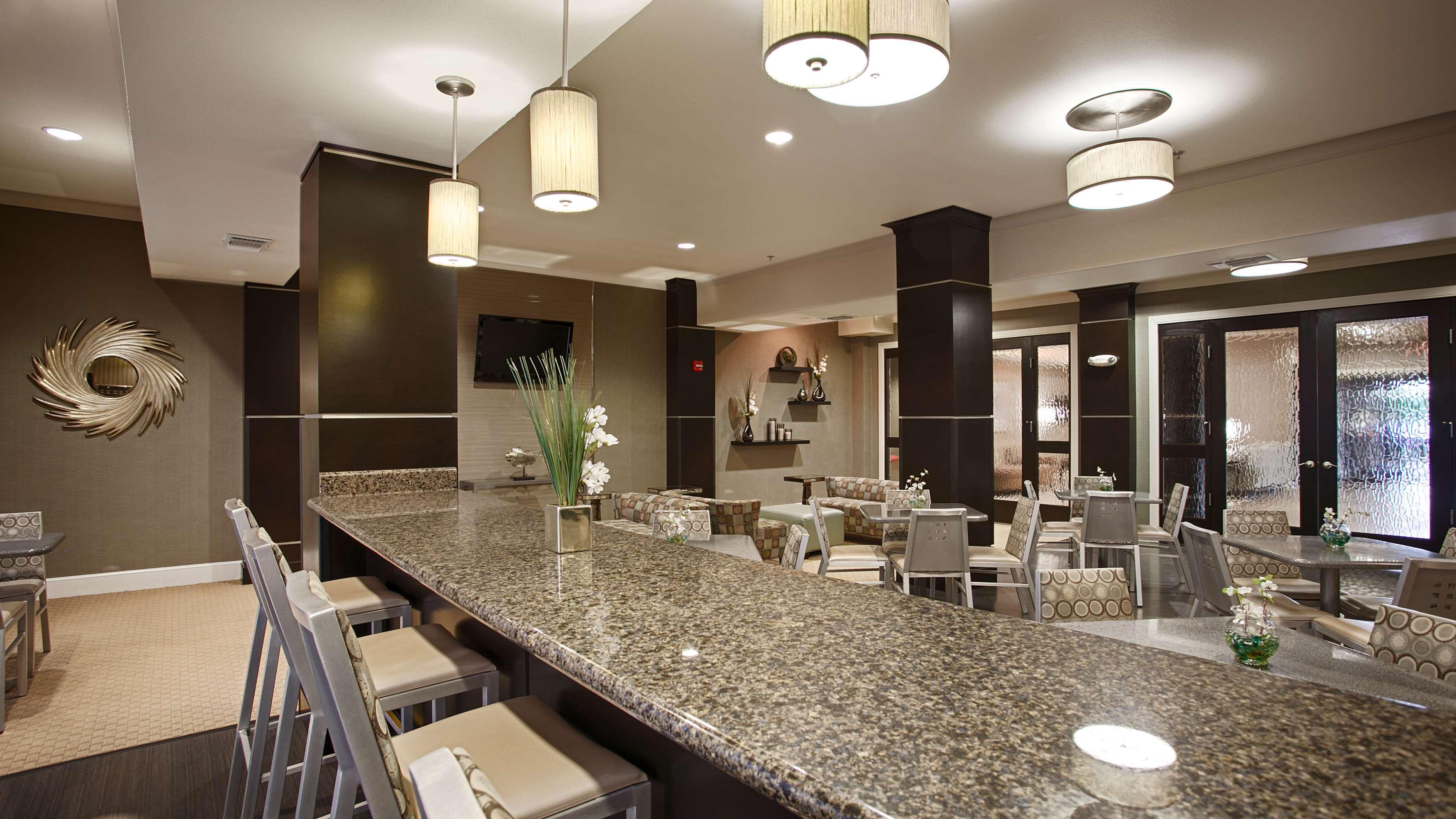 Best Western Plus Texarkana Inn And Suites Extérieur photo